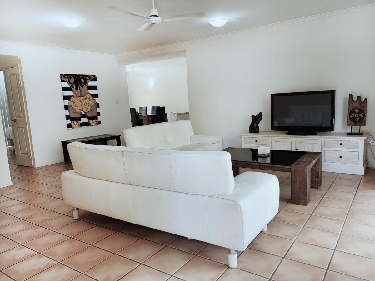 איירלי ביץ' La Villa At Beach Court מראה חיצוני תמונה